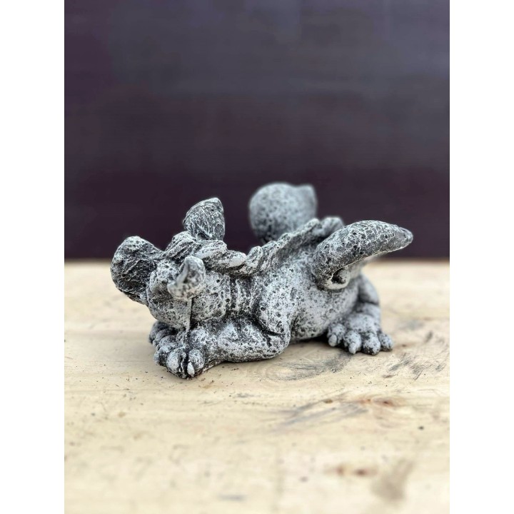 Statuie dragon care face cu ochiul